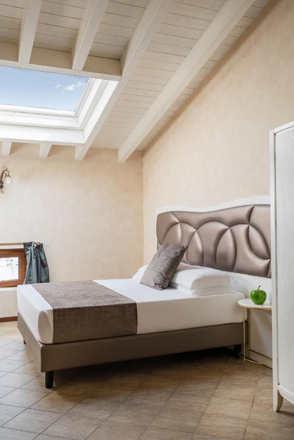 Hotel Mayer & Splendid - Wellness E Spa Desenzano del Garda Zewnętrze zdjęcie
